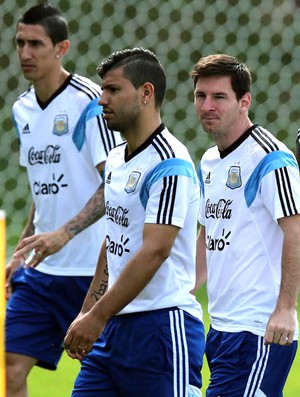 Di Maria, Aguero e Messi treino Argentina (Foto: EFE)