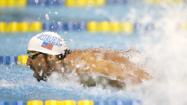 Michael Phelps ouro 100m borboleta GP Charlotte (Foto: Getty Images)