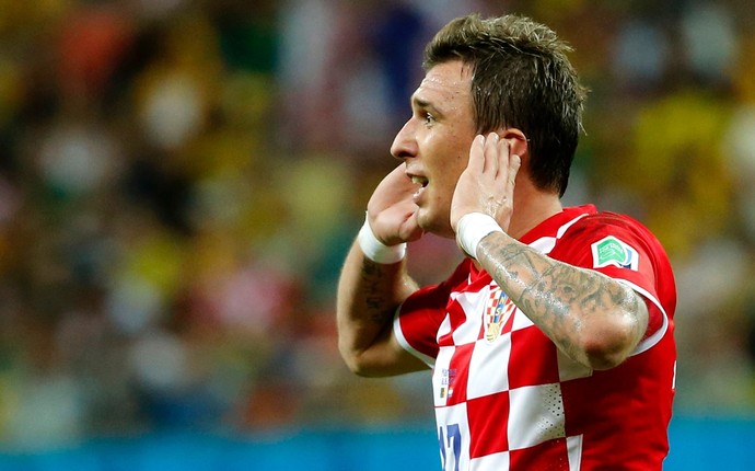 Mandzukic Croácia x Camarões Arena Amazônia (Foto: Reuters)