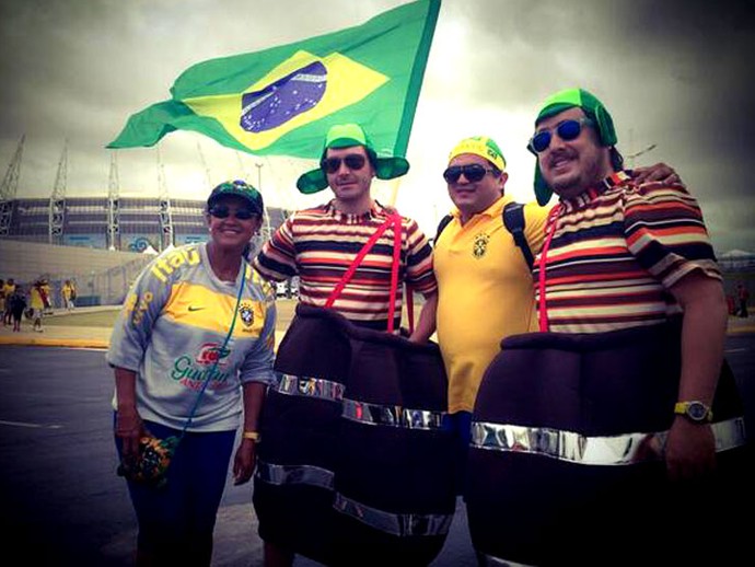 torcida brasil e méxico estádio castelão (Foto: Reprodução / Twitter)