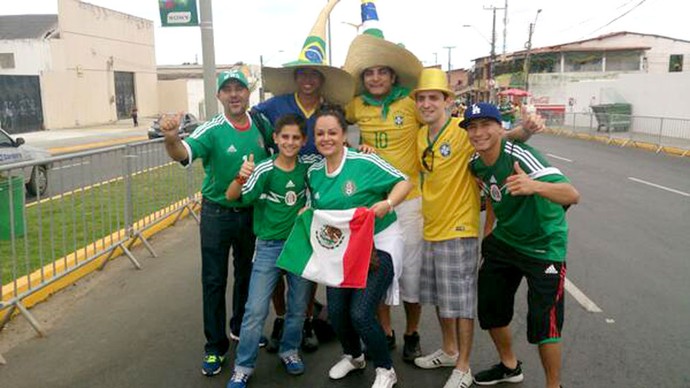 torcida brasil e méxico estádio castelão (Foto: Reprodução / Twitter)