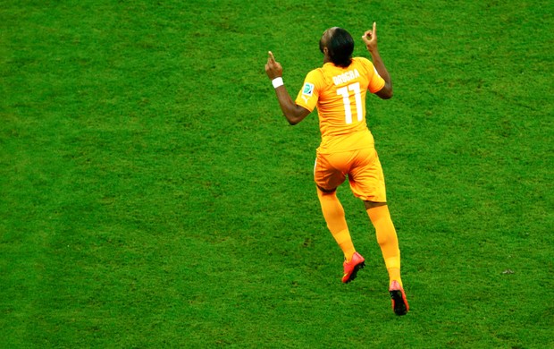 Drogba Costa do Marfim x Japão - Arena Pernambuco (Foto: Agência Reuters)