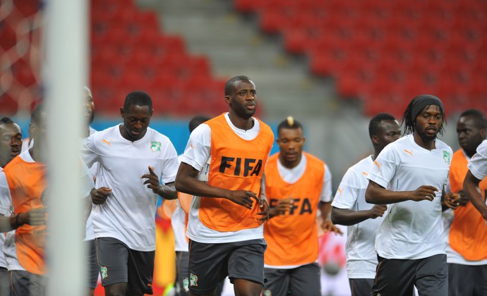 Elenco da Costa do Marfim faz treino de reconhecimento na Arena Pernambuco (Foto: Aldo Carneiro / Pernambuco Press)