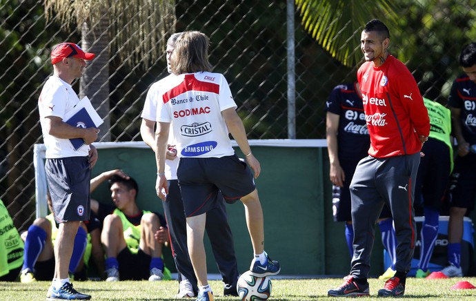 Vidal treino Chile (Foto: EfeServicios)