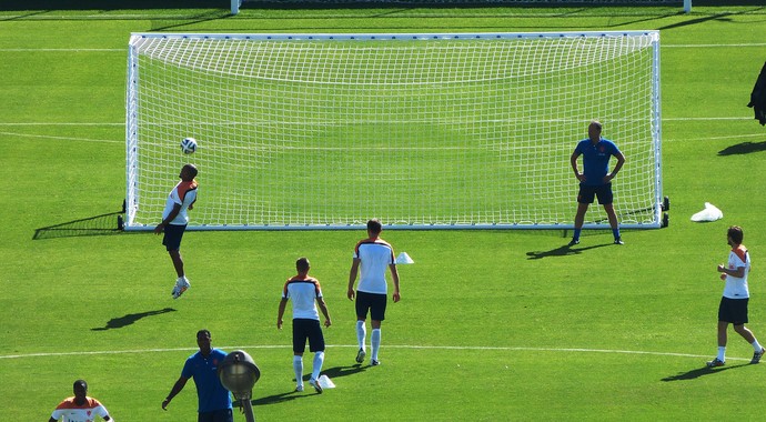 holanda treino copa do mundo treino secreto (Foto: Vicente Seda)