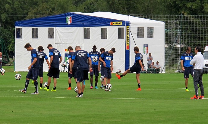 Jogadores Itália treino (Foto: Carlos Augusto Ferrari)