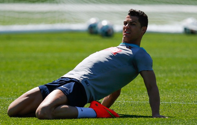 cristiano ronaldo portugal treino (Foto: Agência Reuters)