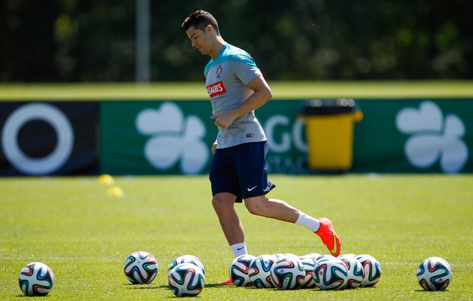 cristiano ronaldo portugal treino (Foto: Agência Reuters)