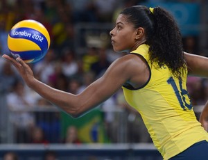 Fernanda Garay trocou o Fenerbahç, da Turquia, pelo Dínamo Krasnodar, da Rússia (Foto: Divulgação/FIVB)