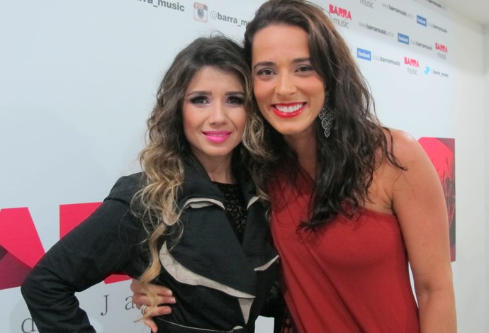 Paula Fernandes e Ágatha (Foto: Carol Fontes)