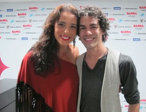 Ágatha e Sam Alves nos bastidores do show de Paula Fernandes (Foto: Carol Fontes)