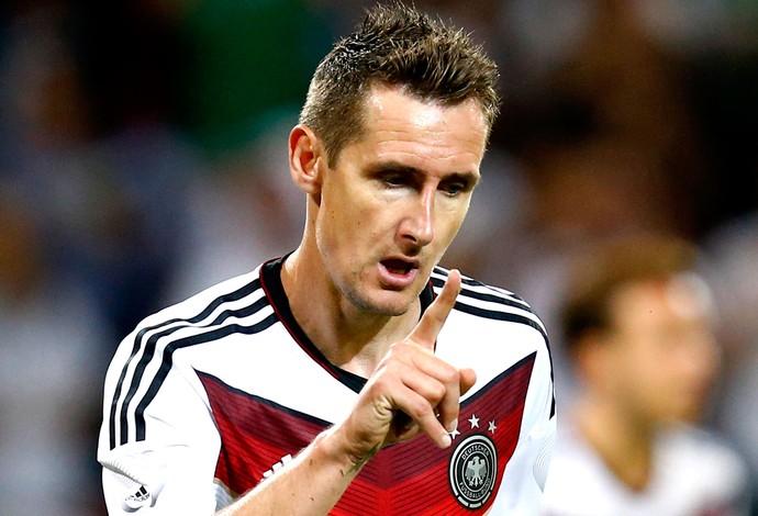 Klose comemoração Alemanha x Armênia amistoso (Foto: Reuters)