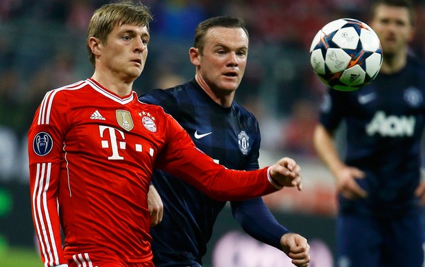 Kroos e Rooney Bayern de Munique x Manchester United (Foto: Reuters)