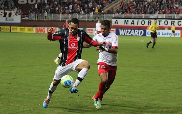 Edigar Junio Joinville x América-RN (Foto: José Carlos Fornér/JEC)