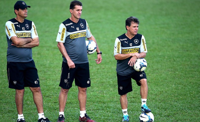 Mancini treino Botafogo (Foto: Satiro Sodré / Sspress)