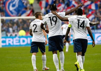 França amistoso comemoração gol (Foto: Agência AFP)