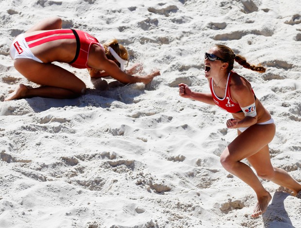 vôlei de praia Kolocova e Slukova Praga (Foto: FIVB)