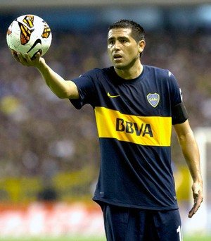 Riquelme na partida do Boca Juniors contra o Nacional (Foto: AP)
