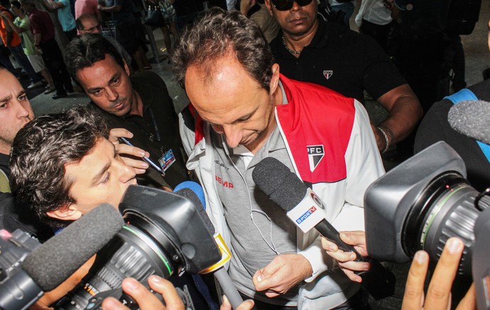 rogerio ceni desembarque são paulo (Foto: Marco Ambrosio/Agência Estado)