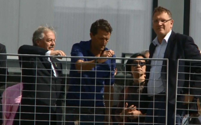 Jérôme Valcke vaz a última visita a Curitiba antes do Atlético-PR entregar as chaves da Arena da Baixada (Foto: Reprodução/RPCTV)