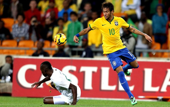 Neymar brasil África do Sul amistoso (Foto: Mowa Press)