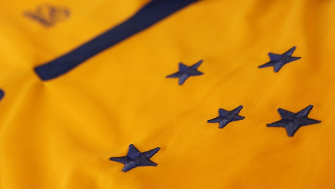 Uniforme amarelo do Cruzeiro (Foto: Reprodução / Site oficial do Cruzeiro)