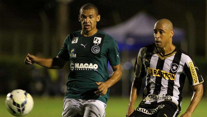 Jorge Wagner, Goiás x Botafogo (Foto: Vitor Silva/SS Press)