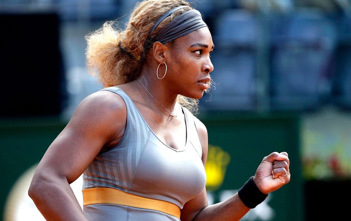 Serena Williams tênis contra  Andrea Petkovic na Itália (Foto: Reuters)