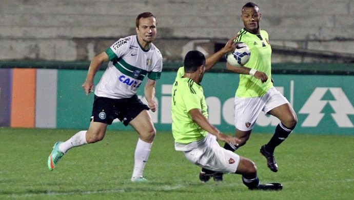 coritiba sport campeonato brasileiro ze love (Foto: Divulgação/Coritiba)