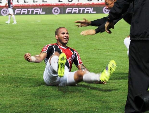 Jael Joinville x Naútico (Foto: José Carlos Fornér/JEC)