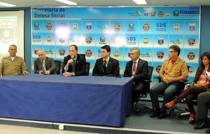 coletiva secretaria defesa social morte torcedor arruda (Foto: Victor Tavares)