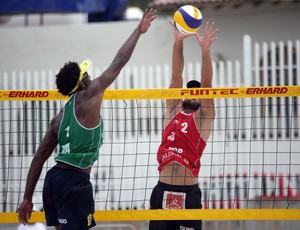 Márcio Araujo vôlei de praia (Foto: Divulgação/FIVB)