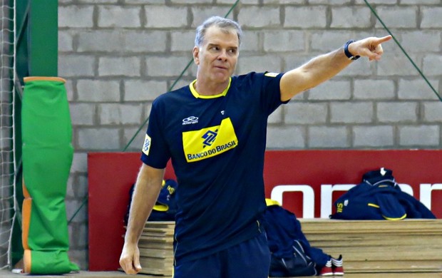 Bernardinho seleção vôlei Liga Mundial (Foto: João Gabriel Rodrigues)