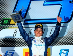 Pedro Piquet vence novamente na F3 Brasil (Foto: Luca Bassani / Divulgação)