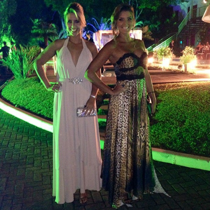 Mari Paraíba Natasha casamento Luciane Escouto (Foto: Reprodução Instagram)