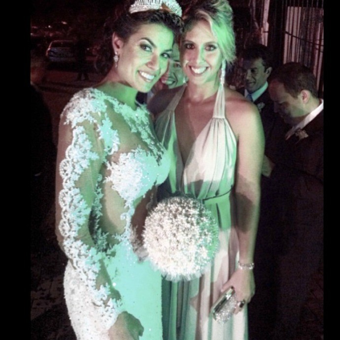 natasha valente e luciane escouto casamento vôlei (Foto: Reprodução/Facebook)