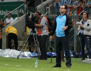 Enderson Moreira contra o San Lorenzo (Foto: Diego Guichard)