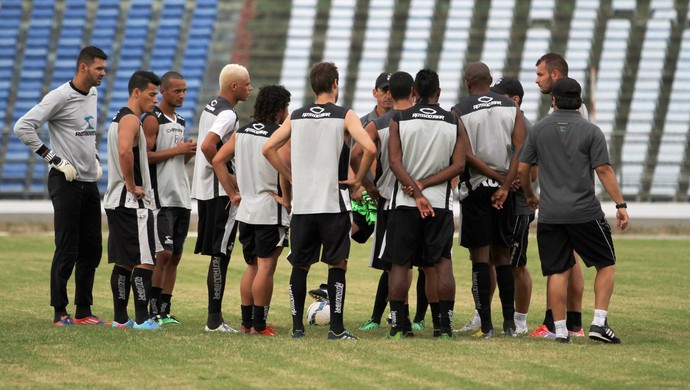 treino do treze amigão (Foto: Nelsina Vitorino / Jornal da Paraíba)