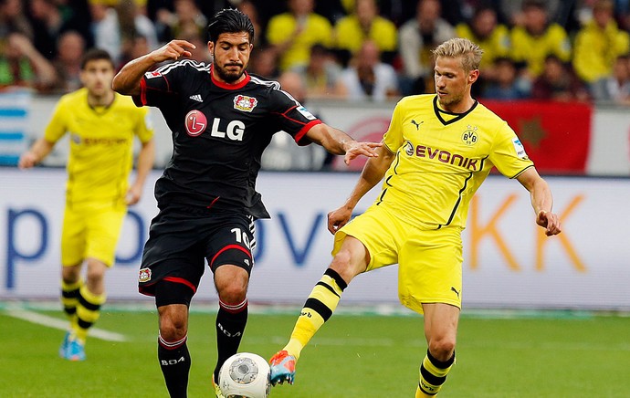 Emre Can Leverkusen e Olivier Kirch Borussia Dortmund (Foto: Agência AP)