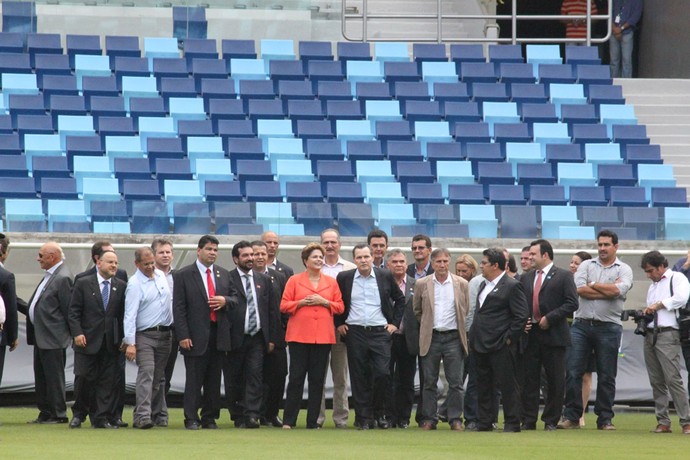 dilma roussef mato grosso arena pantanal (Foto: Fabricio Marques)