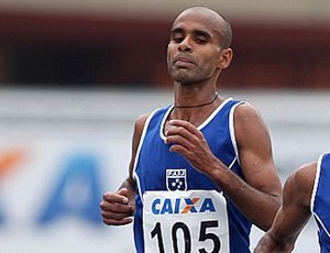 Corrida de Rua - Gilmar Silvestre e Gilberto Lopes (Foto: CBAT)