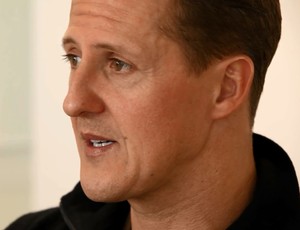 Michael Schumacher na última entrevista antes do acidente de esqui, ao site da Mercedes (Foto: Reprodução)