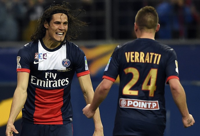 Cavani PSG x Lyon (Foto: AFP)