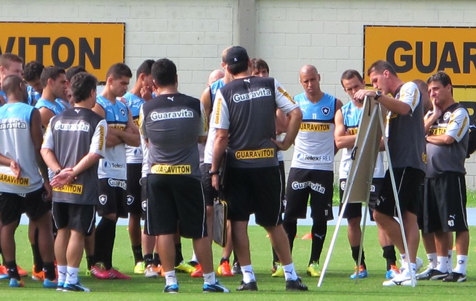 Vagner Mancini Treino Botafogo (Foto: Gustavo Rotstein)