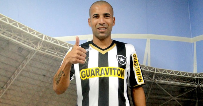 Emerson Sheik com a camisa do Botafogo (Foto: Divulgação / Site Oficial do Botafogo)