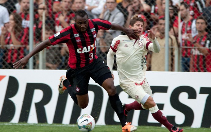 Manoel Atlético Paranaense (Foto: AP)