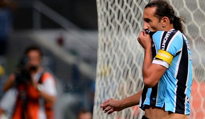 Barcos Grêmio x Nacional (Foto: Edu Andrade / Agência Estado)