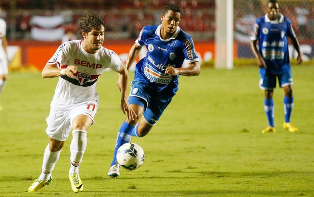 Alexandre Pato, São Paulo x CSA (Foto: Marcos Ribolli)