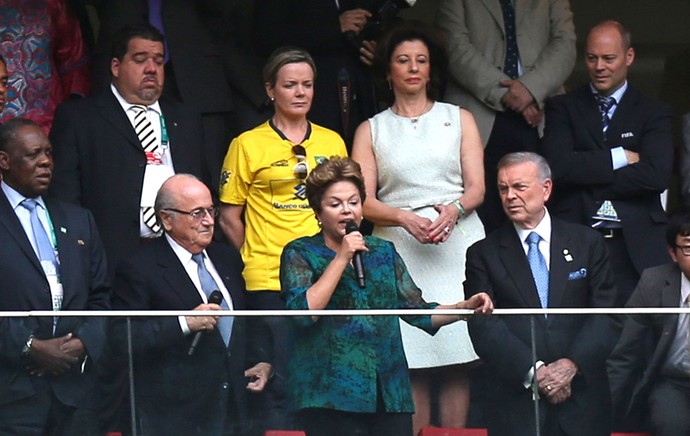 Dilma, Brasil e Japão (Foto: Agência Reuters)