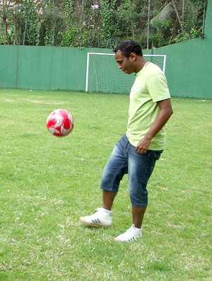 Luciana Ávila entrevista Edilson Capetinha para o Esporte Espetacular (Foto: TV Globo)